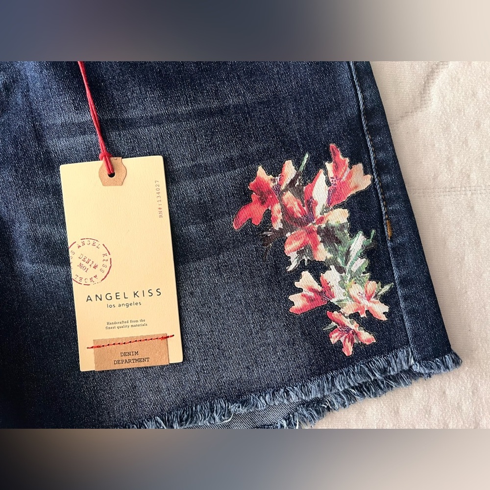 Angel Kiss — Women's Blue Denim Shorts with Floral Print *NEW* - Picture 3 of 11
